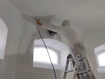 Покрасили нижний алтарь